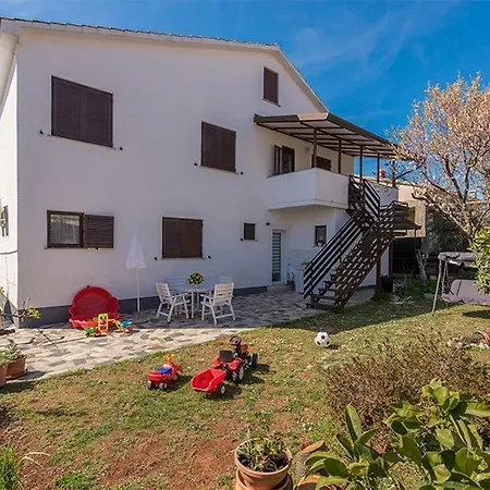 Novigrad 2536b * Novigrad Istria