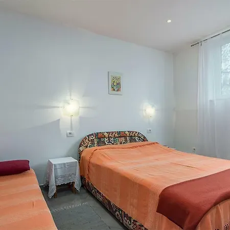 Novigrad 2536b Apartment