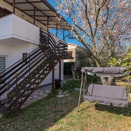 Novigrad 2536b Новиград